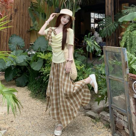 设计感辣妹露肩T恤格纹裙两件套夏季新款大码胖妹妹套装 服裝批發女裝批發服飾貨源