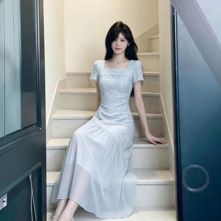 中国风复古旗袍雏菊掐腰连衣裙法式方领口拼接收腰显瘦优雅长裙女 服裝批發女裝批發服飾貨源