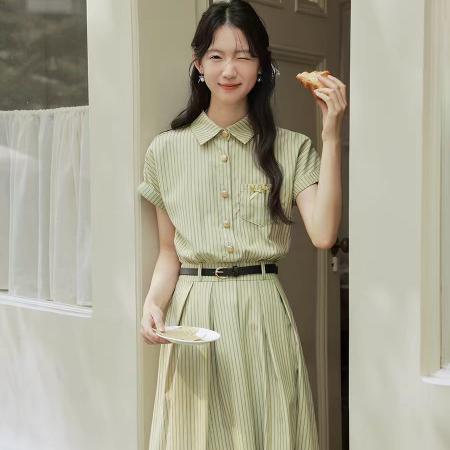 BY17915# 夏天巨好看的掐腰无袖衬衫领法式绿色连衣裙 服裝批發女裝批發服飾貨源