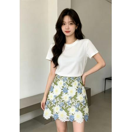 BY17948# 碎花半身裙女夏新款直筒半裙蕾丝刺绣修身长裙设计感镂空气质裙子 服裝批發女裝批發服飾貨源