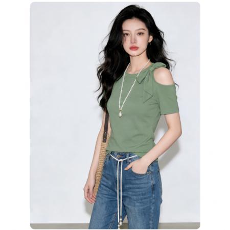 BY17988# 多巴胺绿色露肩蝴蝶结修身短袖t恤女新款夏季别致很仙的上衣 服裝批發女裝批發服飾貨源