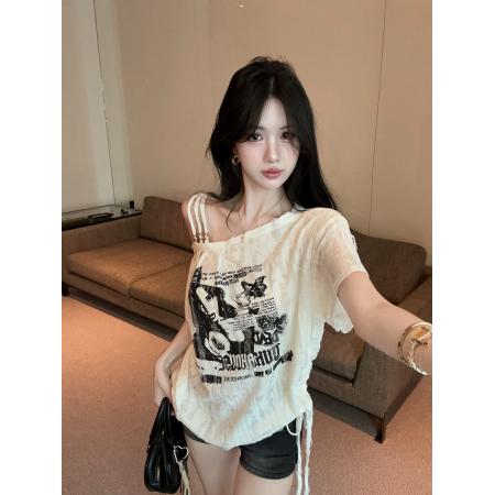 BY18005# 设计感斜肩吊带短袖T恤美女印花宽松显瘦上衣 服裝批發女裝批發服飾貨源