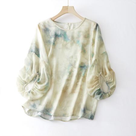 BY18111# 轻奢高端宽松雪纺衬衣晕染设计圆领灯笼袖贵夫人仿真丝气质上衣潮 服裝批發女裝批發服飾貨源