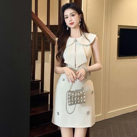 BY18182# 夏季穿搭娃娃领无袖连衣裙女新款显高修身小个子轻奢气质包臀裙子  服裝批發女裝批發服飾貨源