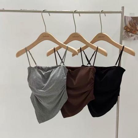 BY18205# 法式带胸垫褶皱细肩带吊带背心女夏季内搭外穿一字肩抹胸甜辣上衣  服裝批發女裝批發服飾貨源