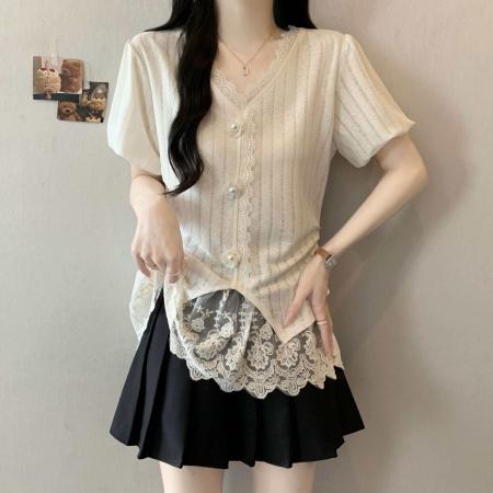 BY18226# ～韩版夏季新款修身v领拼接蕾丝花边减龄气质显瘦泡泡袖小衫  服裝批發女裝批發服飾貨源