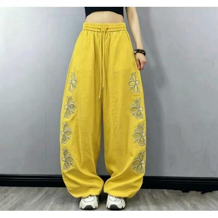 BY18243# 夏季新款刺绣镂空弯刀裤女重工速干拽步舞拉风舞蹈运动裤  服裝批發女裝批發服飾貨源