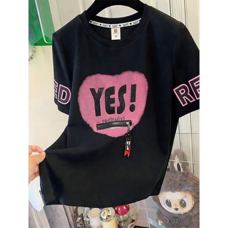 BY18306# 夏季潮牌棉大码印花+烫钻中长款口袋+拉链短袖T恤女  服裝批發女裝批發服飾貨源