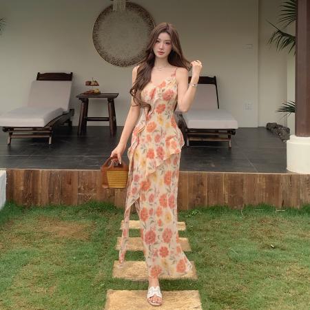 BY18346# 夏季新款V领度假裙斜裁荷叶边碎花吊带连衣裙鱼尾长裙  服裝批發女裝批發服飾貨源