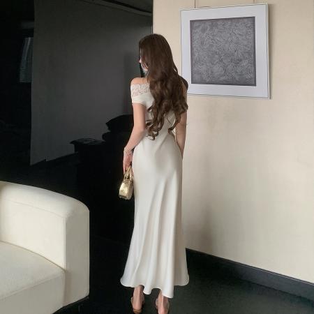 BY18357# 戛纳月光白色缎面轻礼服修身收腰斜肩扭结无袖连衣裙夏装女  服裝批發女裝批發服飾貨源
