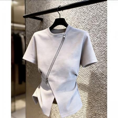 BY18371# 小众设计感日常通勤潮流款灰色上衣女夏季领斜拉链开叉上衣 服裝批發女裝批發服飾貨源