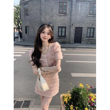 BY18403# 小香风套装女夏季新款韩版气质单排扣上衣+包臀裙粉色短裙小个子 服裝批發女裝批發服飾貨源