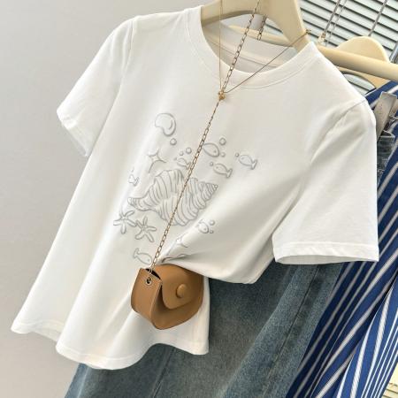 BY18490# 韩系白色卡通贝壳印花设计感正肩短袖T恤女夏季宽松慵懒上衣 服裝批發女裝批發服飾貨源