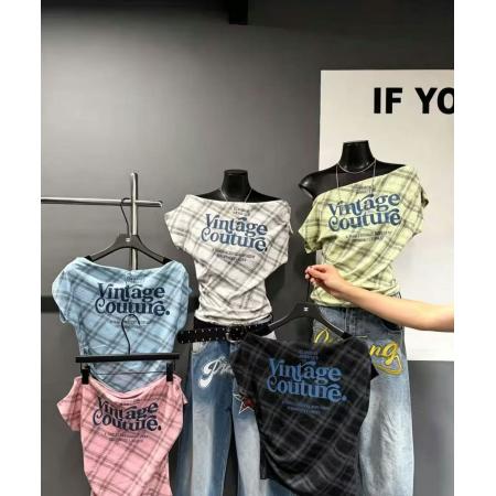 BY18517# 甜辣妹格子一字领斜肩字母春夏新ins潮韩日可爱减龄T恤糖果系 服裝批發女裝批發服飾貨源