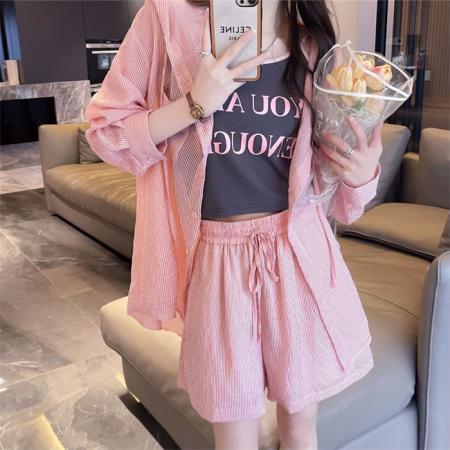 BY18535# 抖音原版做工质量轻薄防晒透气连帽开衫短裤衬衫两件套装 服裝批發女裝批發服飾貨源