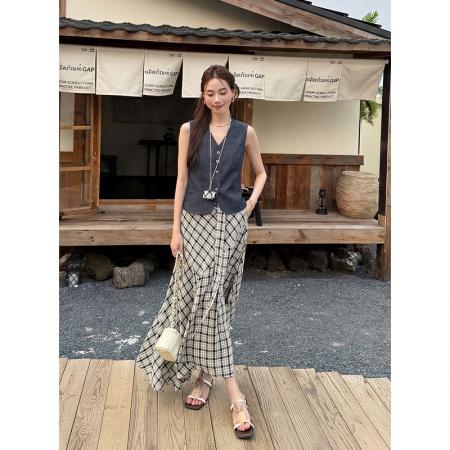 BY18538# 夏季新款女装无袖马甲+格子半身裙两件套女时尚套装 服裝批發女裝批發服飾貨源