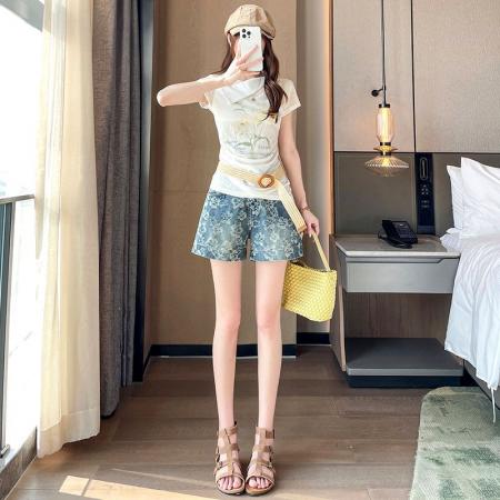 BY18539# 时髦提花牛仔短裤女夏季薄款新款宽松显瘦辣妹时尚潮流短裤子 服裝批發女裝批發服飾貨源