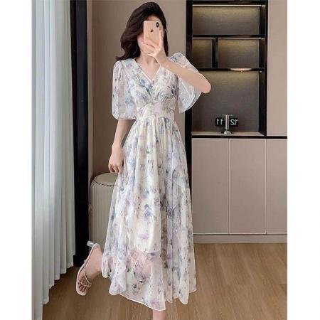 BY18563# 温柔风碎花连衣裙子女装夏季新款茶歇法式高级感显瘦v领长裙 服裝批發女裝批發服飾貨源