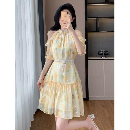 BY18564# 法式挂脖露肩温柔连衣裙小个子度假风沙滩多巴胺海边碎花裙 服裝批發女裝批發服飾貨源