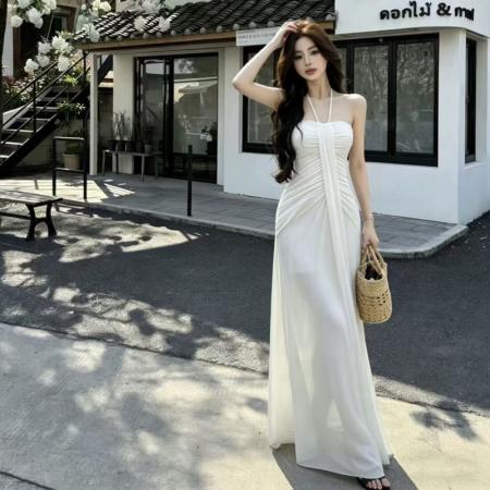 BY18568# 度假风挂脖抹胸网纱连衣裙女夏季新款绿色收腰显瘦气质长裙氛围感 服裝批發女裝批發服飾貨源