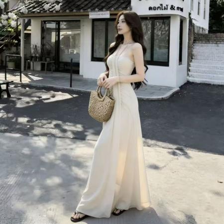 BY18568# 度假风挂脖抹胸网纱连衣裙女夏季新款绿色收腰显瘦气质长裙氛围感 服裝批發女裝批發服飾貨源