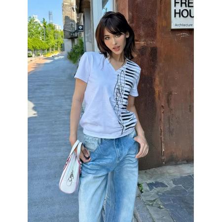 BY18576# 精棉复古琴键印花V领正肩短袖T恤女夏季新款辣妹修身显瘦白色上衣 服裝批發女裝批發服飾貨源