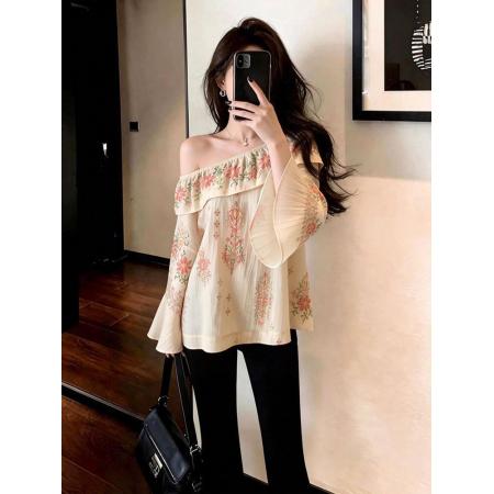 BY18579# 一字领荷叶边温柔印花上衣春季女装新款喇叭袖宽松气质衬衫 服裝批發女裝批發服飾貨源