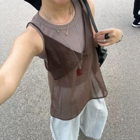 BY18580# 棕色吊带背心叠穿两件套装修身舒适日常休闲百搭潮流上衣夏季 服裝批發女裝批發服飾貨源