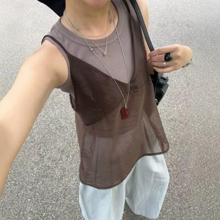BY18580# 棕色吊带背心叠穿两件套装修身舒适日常休闲百搭潮流上衣夏季 服裝批發女裝批發服飾貨源