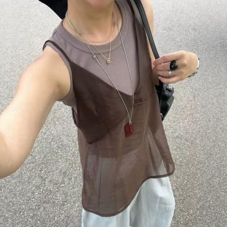 BY18580# 棕色吊带背心叠穿两件套装修身舒适日常休闲百搭潮流上衣夏季 服裝批發女裝批發服飾貨源
