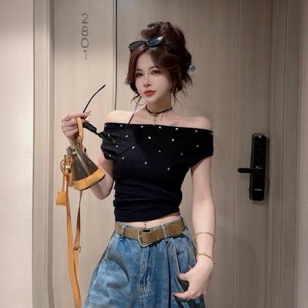 BY18701# 夏季新款时尚百搭重工铆钉一字肩显瘦上衣女 服裝批發女裝批發服飾貨源