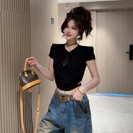 BY18703# 夏季新款时尚百搭设计感正肩后露腰系带短袖辣妹上衣女 服裝批發女裝批發服飾貨源
