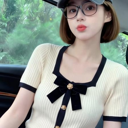 BY18767# 独特漂亮夏季上衣女新款法式气质小香风方领冰丝短袖针织T恤 服裝批發女裝批發服飾貨源