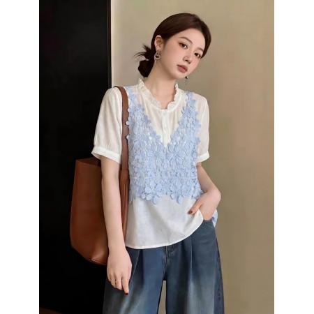 BY18821# 设计感钩花镂空马甲正肩衬衫女夏新款胖mm减龄小衫假两件上衣 服裝批發女裝批發服飾貨源