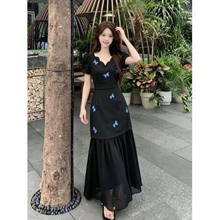 BY18828# 夏季新款胖mm法式赫本风黑色v领蝴蝶印花拼接连衣裙长裙子女 服裝批發女裝批發服飾貨源
