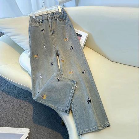 BY18864# 设计感显瘦小狗刺绣阔腿牛仔裤新款秋季女高腰垂感直筒拖地裤 服裝批發女裝批發服飾貨源