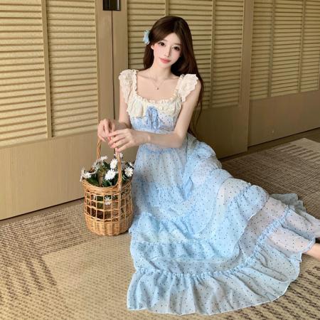 BY18915# 在逃公主蓝色碎花一字肩长裙女法式收腰显瘦气质连衣裙夏季新款 服裝批發女裝批發服飾貨源