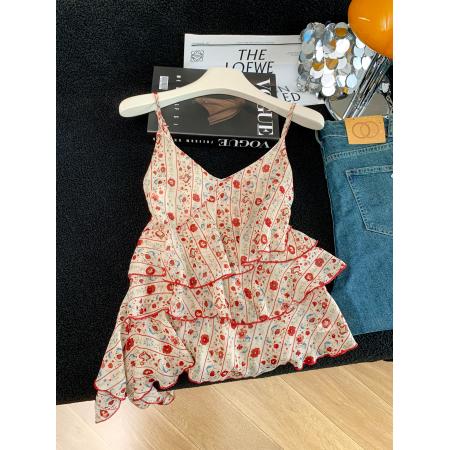 BY18919# 夏季新款温柔风荷叶边不规则法式碎花吊带上衣女 服裝批發女裝批發服飾貨源