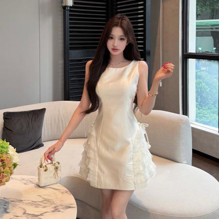 BY18933# 千金优雅连衣裙夏季甜美蝴蝶结蕾丝拼接露背无袖背心裙子 服裝批發女裝批發服飾貨源