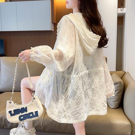 BY18954# 米色蕾丝防晒衣女新中式重工刺绣夏季抽绳收腰连帽宽松薄外套 服裝批發女裝批發服飾貨源