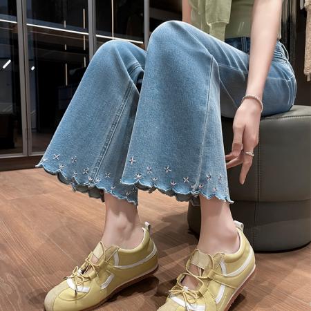 花边刺绣喇叭牛仔裤女春季小个子高腰弹力宽松遮肉微喇裤 服裝批發女裝批發服飾貨源
