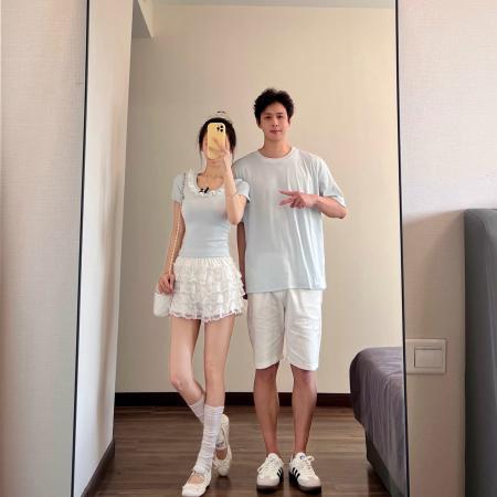 BY19028# 情侣装夏季芭蕾风蕾丝拼接baby蓝正肩短袖T恤女 服裝批發女裝批發服飾貨源