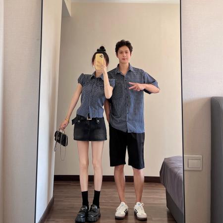 BY19031# 情侣装夏季设计感韩系复古蓝色格纹泡泡袖衬衫 服裝批發女裝批發服飾貨源