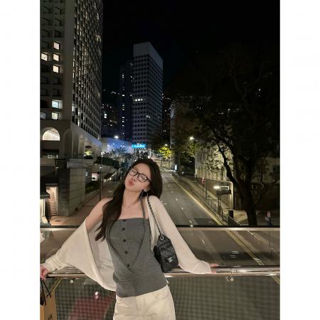 BY19103# 糖炒板栗韩女潮酷感夏季新款女设计感排扣扭结挂脖吊 服裝批發女裝批發服飾貨源