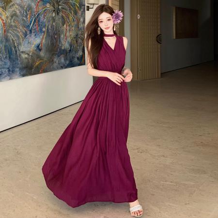 BY19115# 高级感露腰连衣裙新款设计感气质v领修身长裙 服裝批發女裝批發服飾貨源
