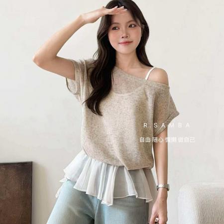 BY19176# 夏装新款网纱拼接假两件上衣女设计感斜领露肩短袖T恤 服裝批發女裝批發服飾貨源