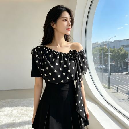 BY19270# 斜肩夏季女装荷叶边玫瑰花装饰设计T恤小衫时尚修身钉钻气质百搭 服裝批發女裝批發服飾貨源