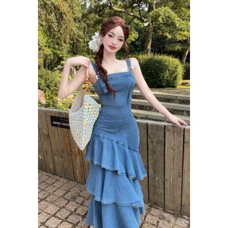 BY19335# 气质简约不规则鱼尾吊带牛仔连衣裙 服裝批發女裝批發服飾貨源