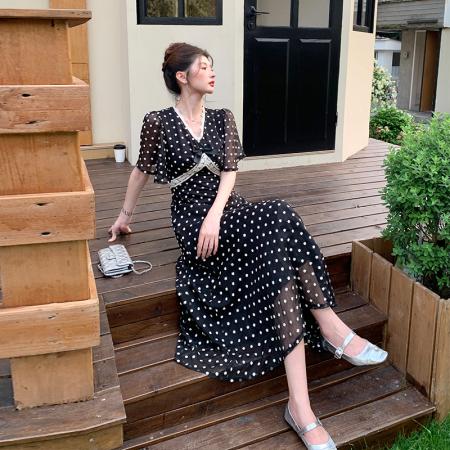 BY19390# 品质法式初恋复古赫本风计感小众仙女波点连衣裙子 服裝批發女裝批發服飾貨源