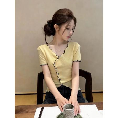 BY19410# 夏季百搭洋气高级感甜美减龄V领拼色木耳边开衩短袖 服裝批發女裝批發服飾貨源